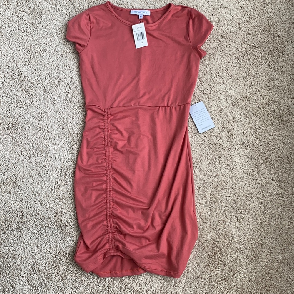 Pink scrunchy dress